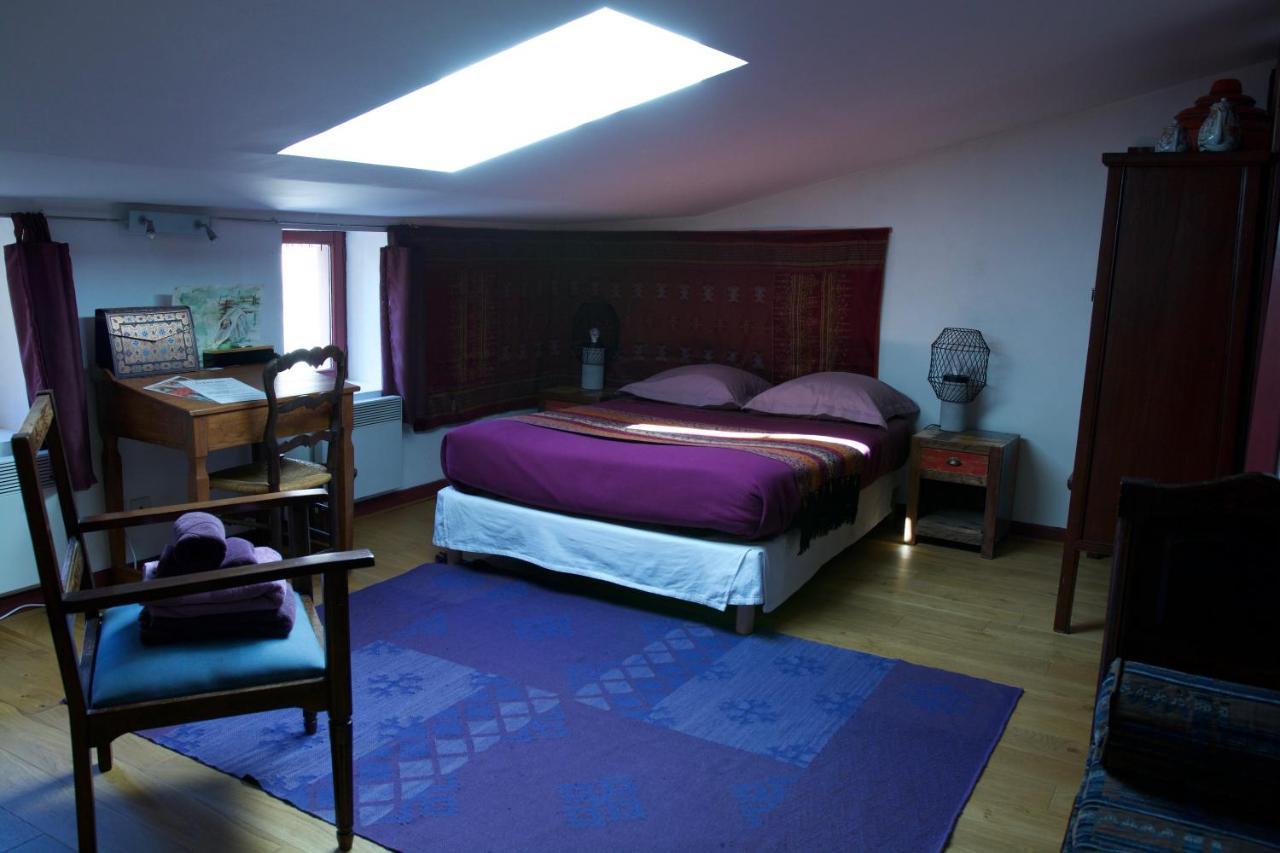 Chambres D'Hotes Le Petit Siam : Le Calme En Centre Ville Clermont-Ferrand Eksteriør billede