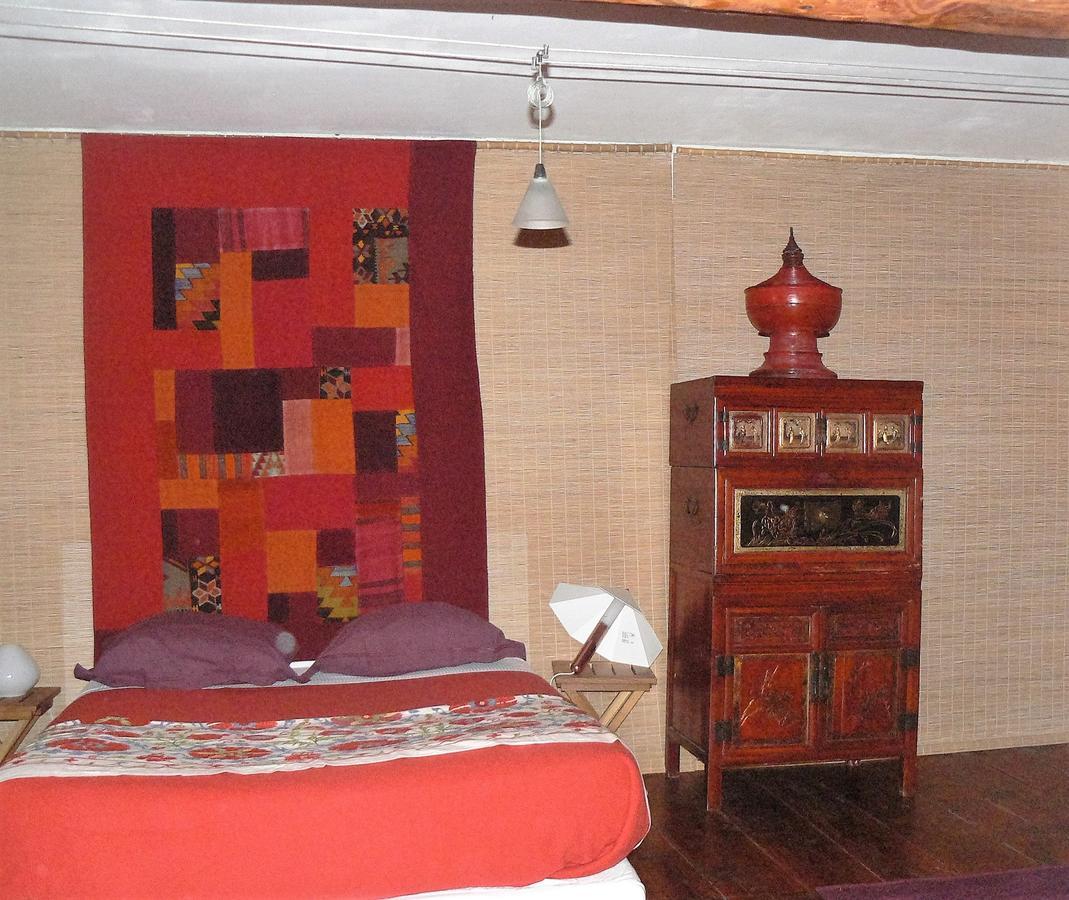 Chambres D'Hotes Le Petit Siam : Le Calme En Centre Ville Clermont-Ferrand Eksteriør billede